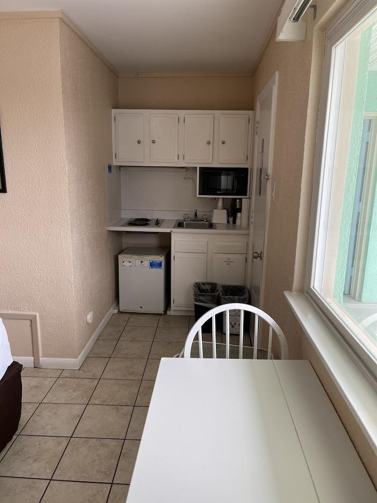 RusMar Motel photo 20
