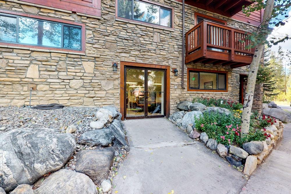 Pine Ridge Condominiums photo 73