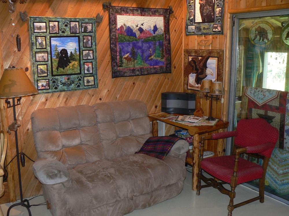 Smoky Bear Ranch Bed & Breakfast & Cabins photo 26