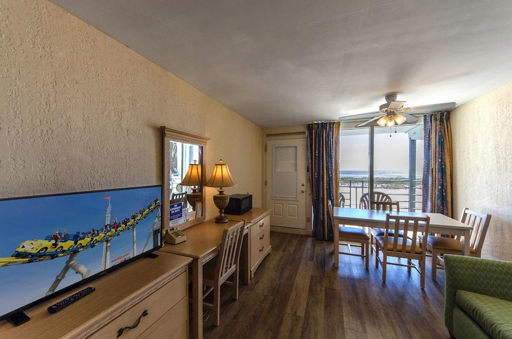 Royal Hawaiian Motel photo 5