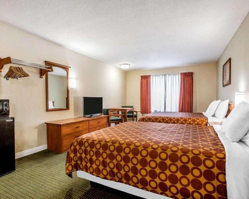 Hotel Avenida, San Clemente Beach photo 7