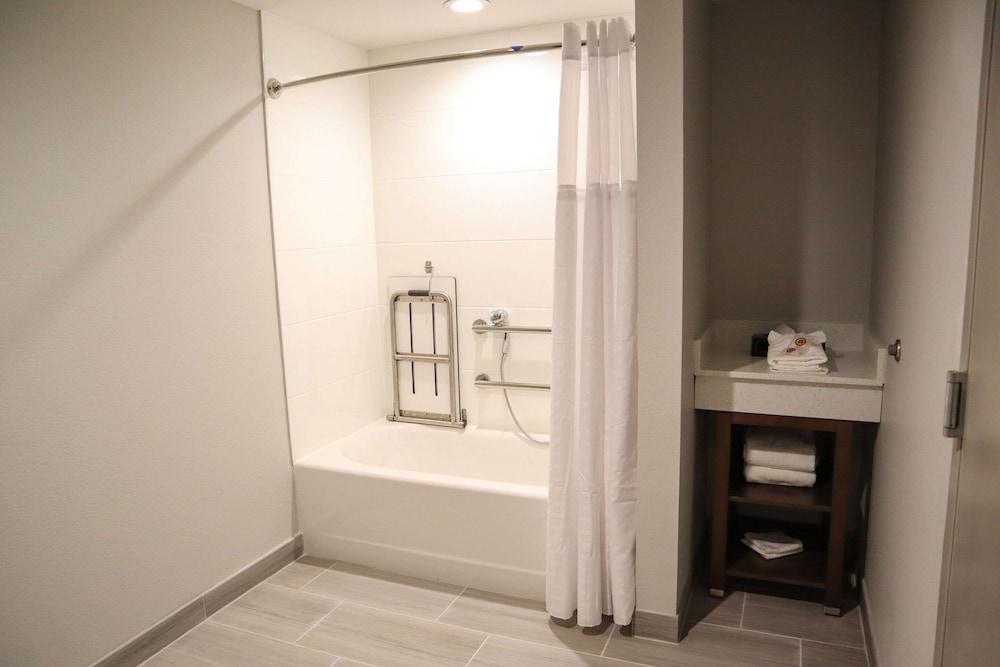 Comfort Suites Gainesville near University photo 15