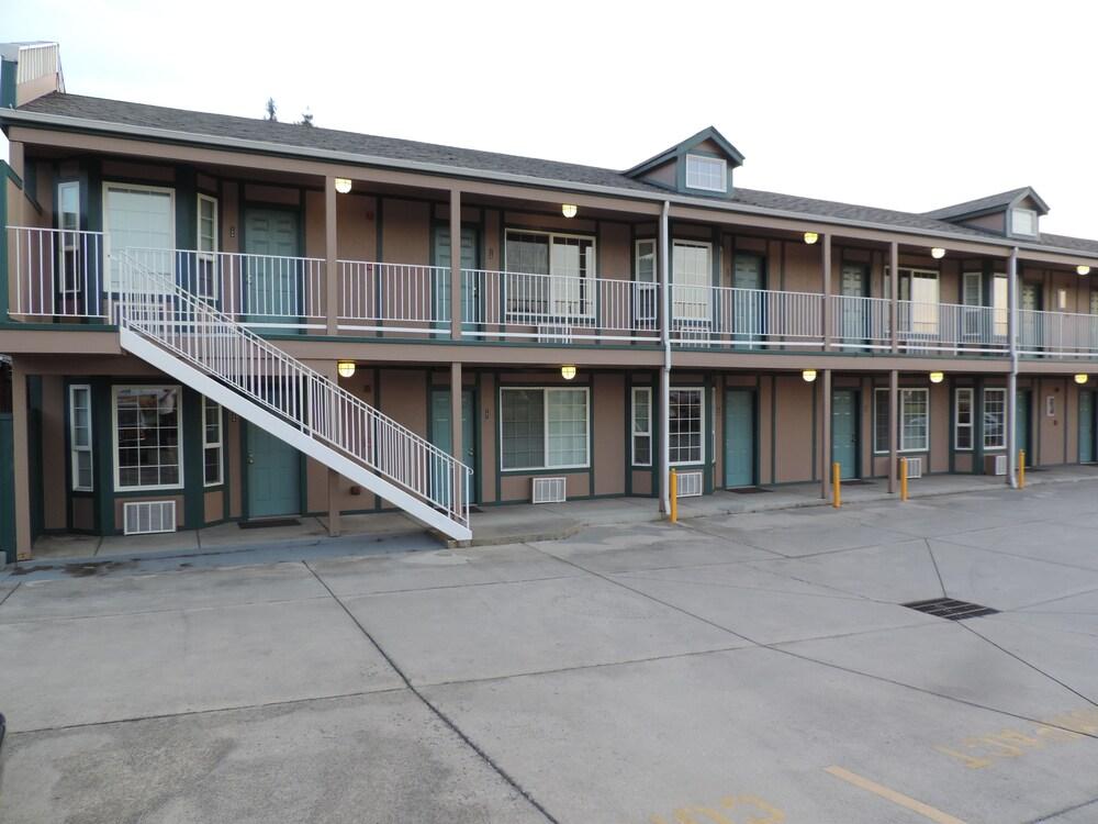 Sweet Breeze Inn photo 17