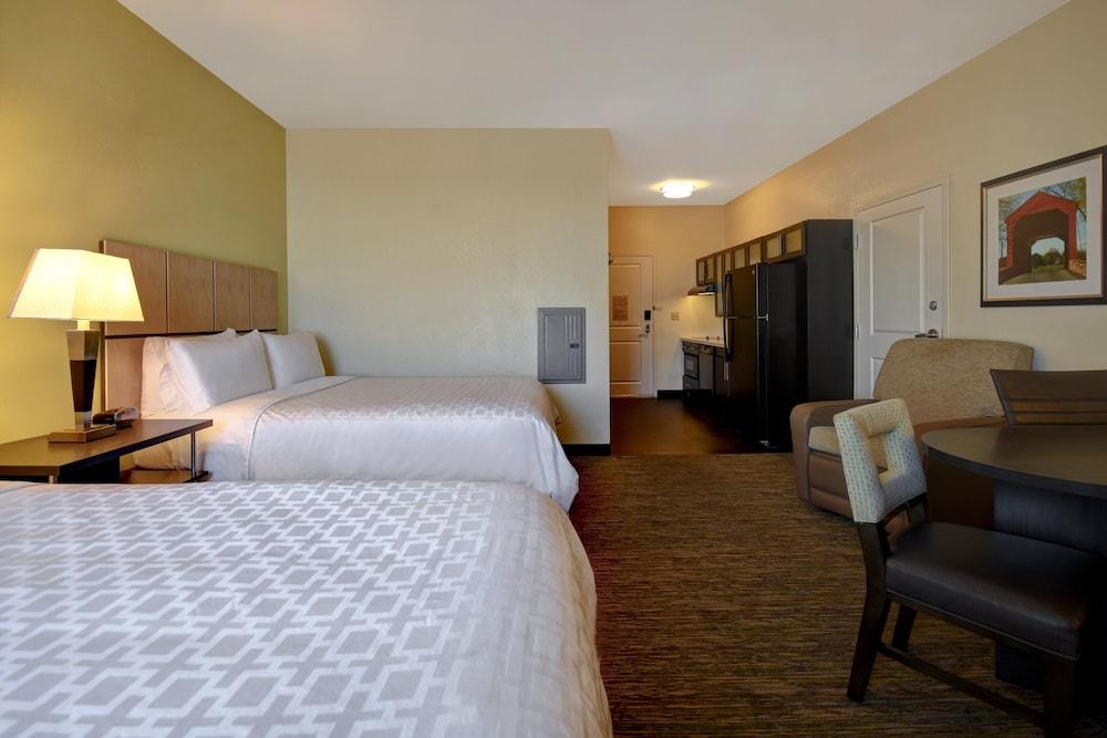 Candlewood Suites St. Clairsville by IHG photo 8