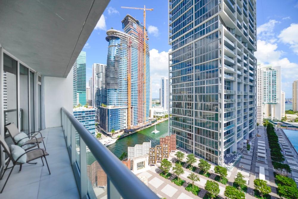 Icon Residences photo 31