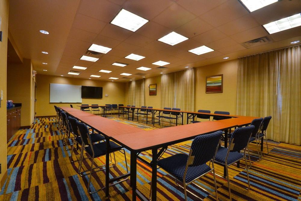 Fairfield Inn & Suites St. Louis Pontoon Beach/Granite City photo 22
