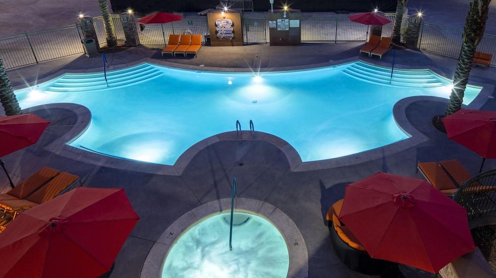 Cannery Hotel & Casino photo 10