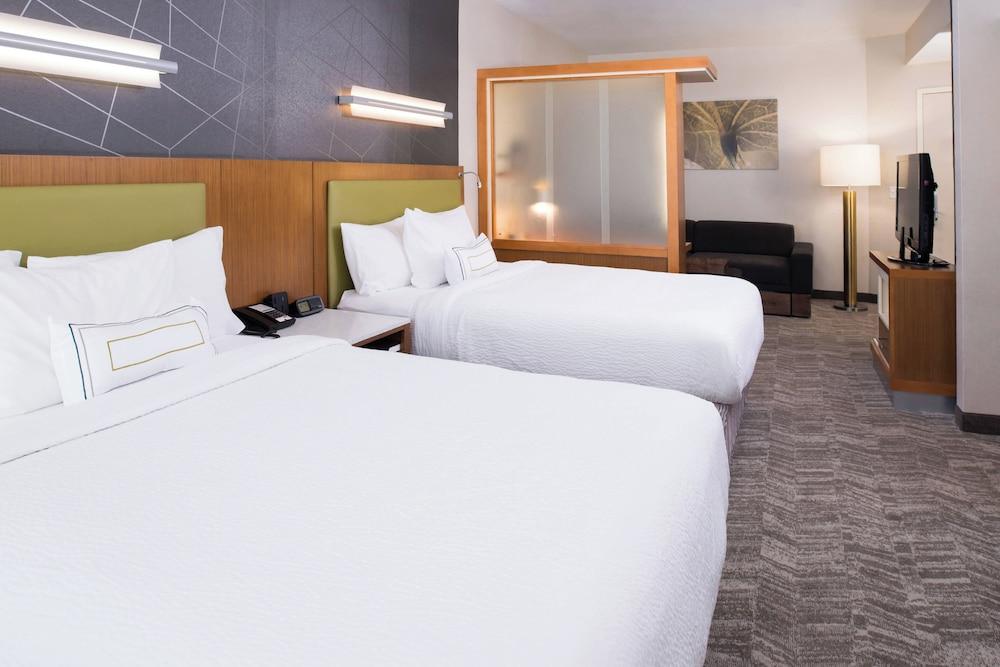 SpringHill Suites Huntsville Downtown photo 8