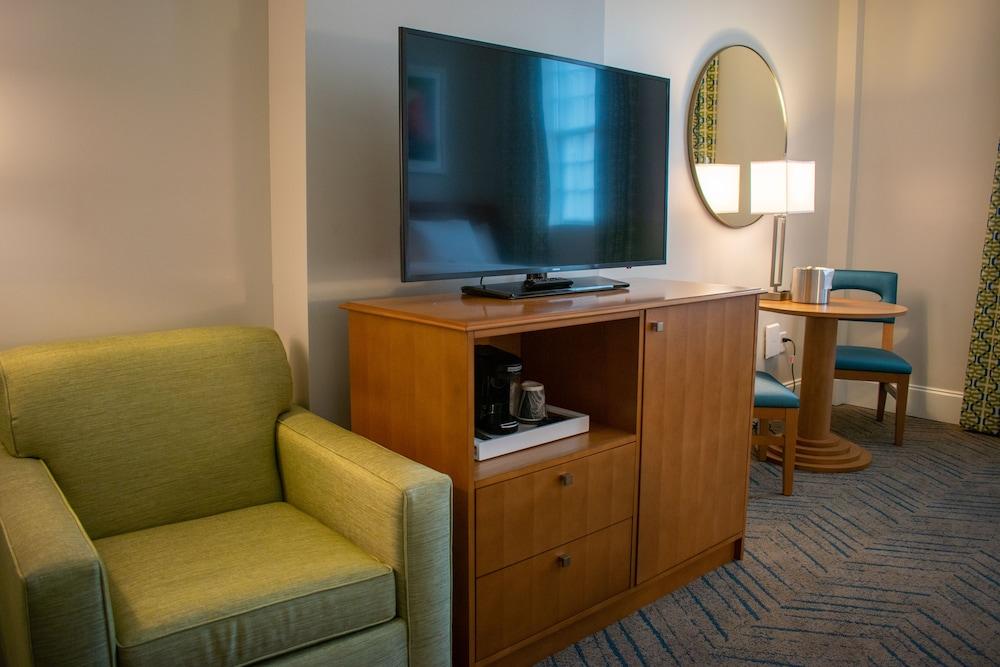 Oasis Resort Gulfport photo 42