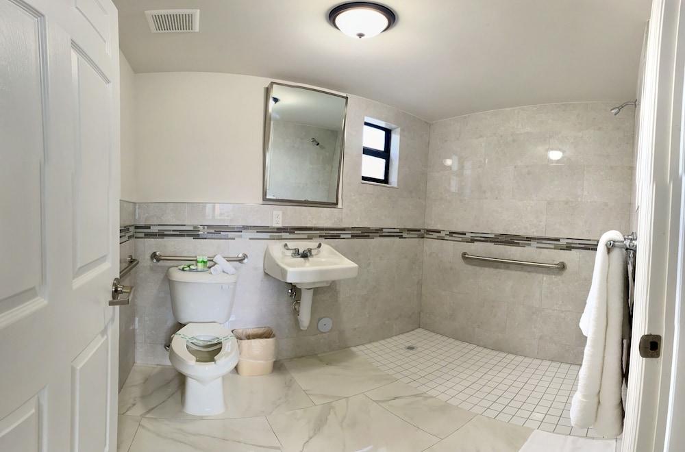 Hialeah Airport Motel photo 15