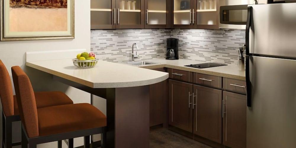 Staybridge Suites Dearborn MI by IHG photo 10