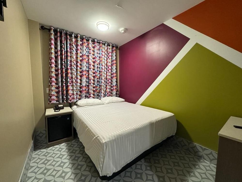Moon Hotel Brooklyn photo 7