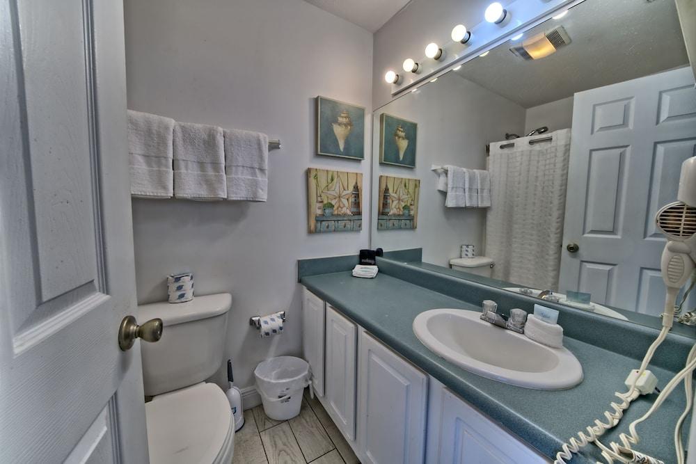 Pineapple Villas on Laguna Beach photo 83
