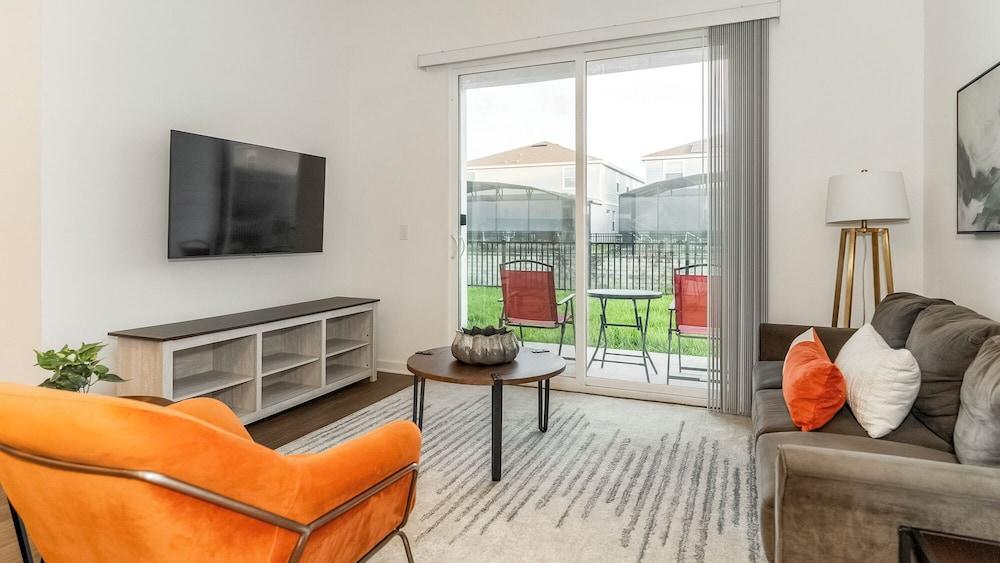 Landing Townhomes Davenport photo 30