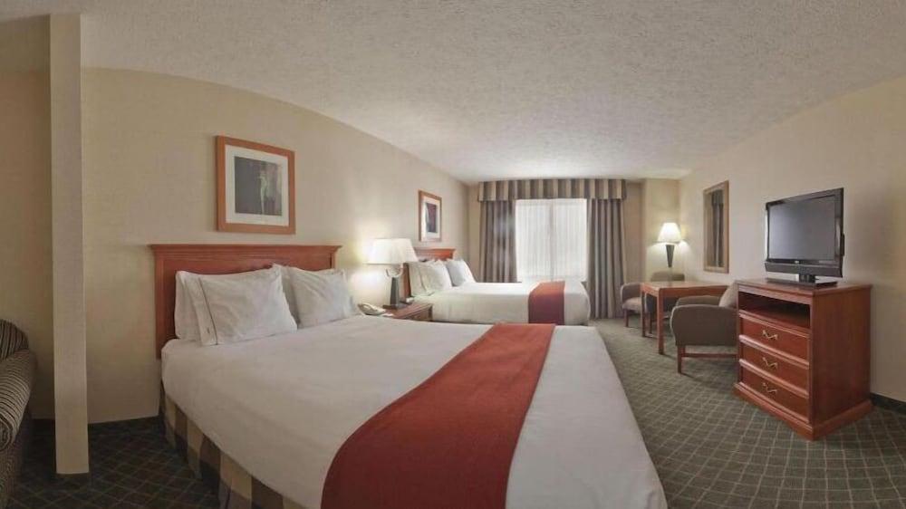 Holiday Inn Express & Suites Kent - University Area by IHG photo 18