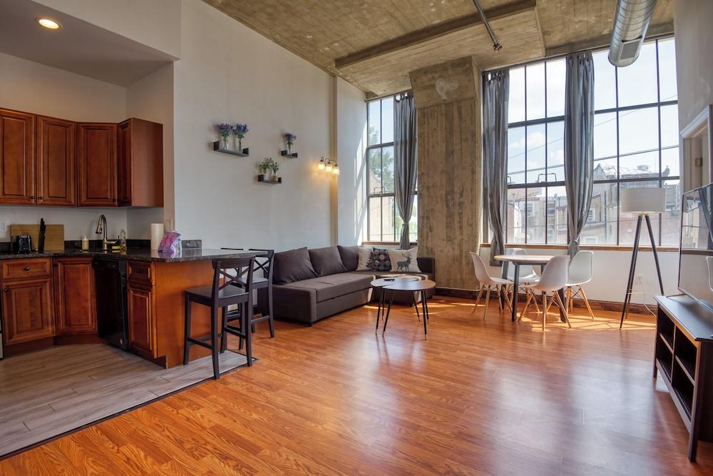 Sosuite at Independence Lofts - Callowhill photo 15