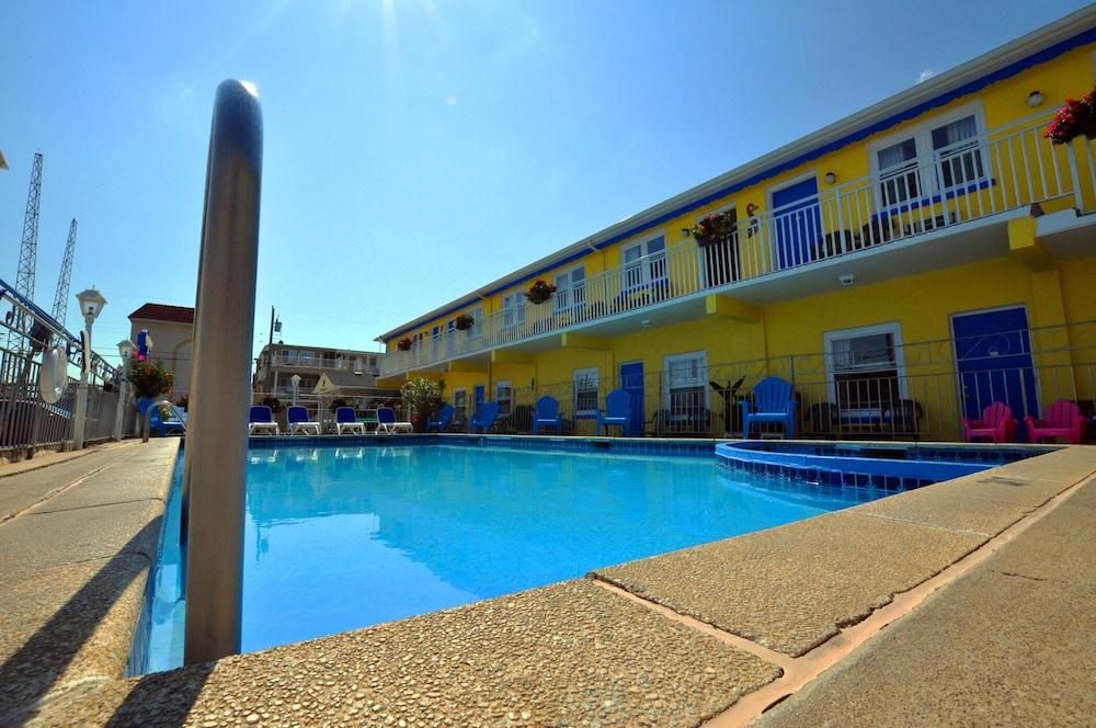 Nantucket Inn & Suites photo 21