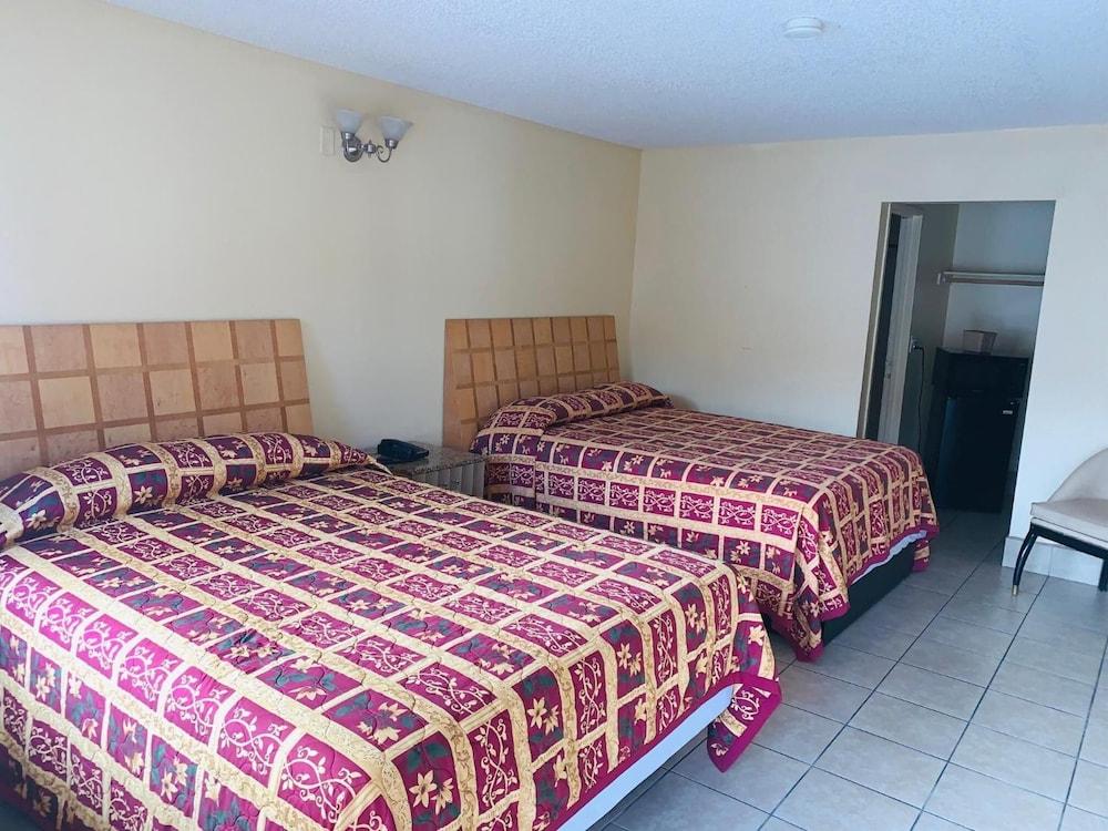 Hotel Galaxy photo 13