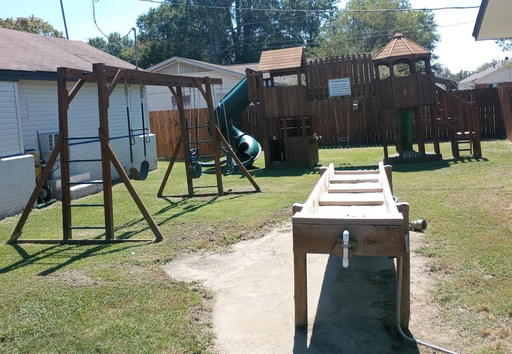 Yellow Diamond Inn photo 12