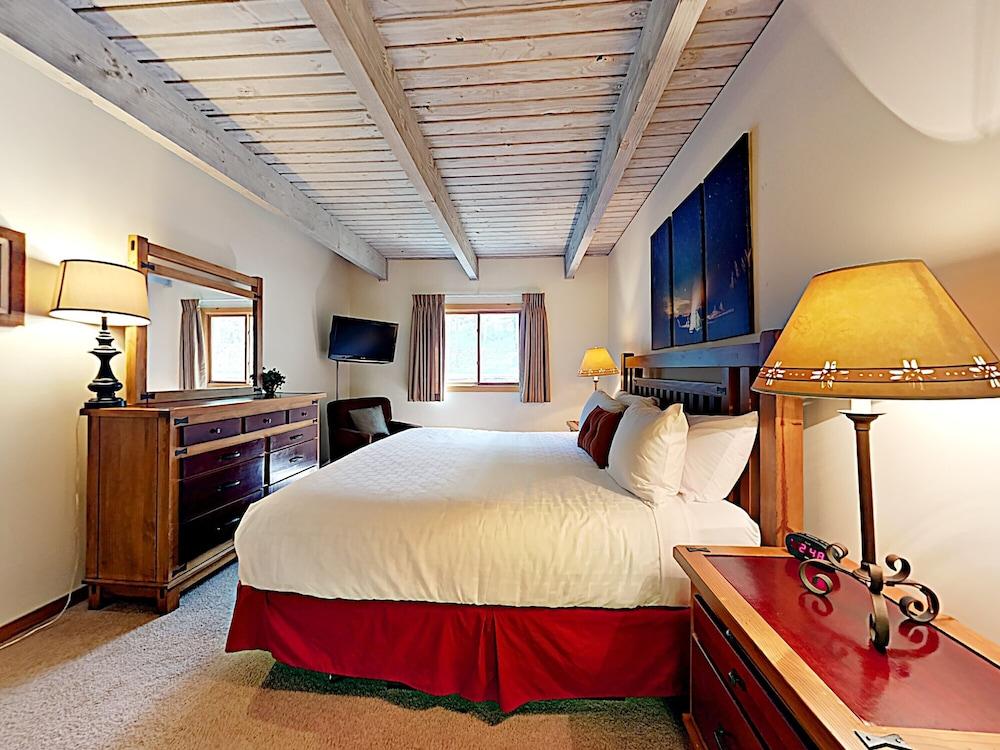 The Timberline Condominiums photo 65