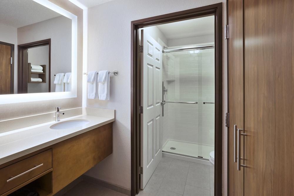 Staybridge Suites Columbia by IHG photo 35