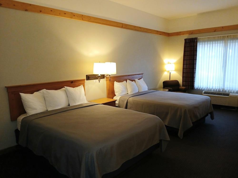 Salmon Rapids Lodge photo 32