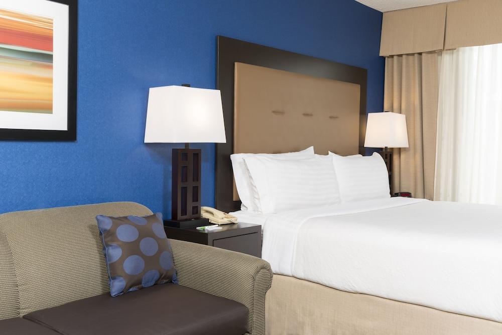 Grand Royal Hotel O'Hare - Chicago photo 15