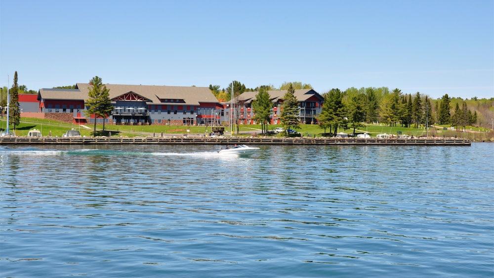 Legendary Waters Resort & Casino — hotel in Bayfield