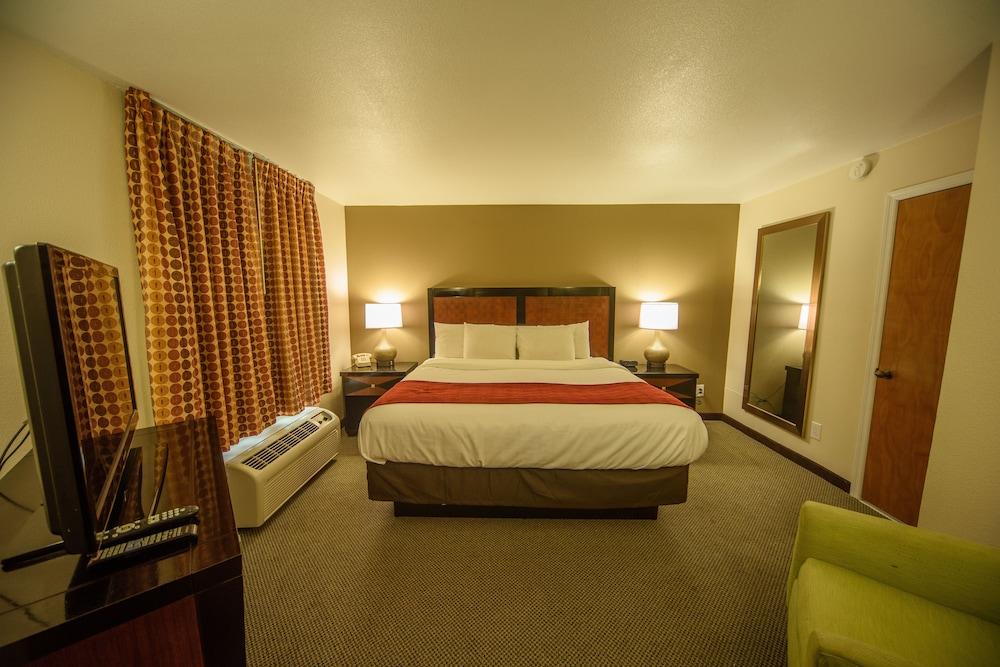 Richland Inn Lawrenceburg photo 10