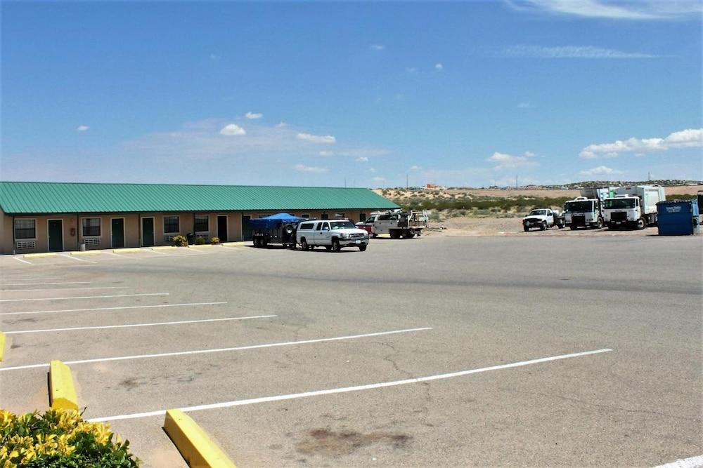 Adobe Inn Motel photo 22