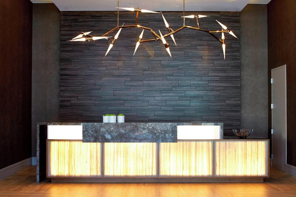 AC Hotel Atlanta Buckhead at Phipps Plaza photo 3