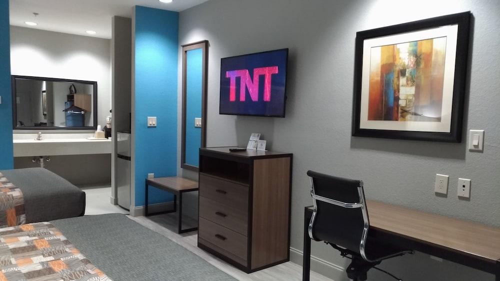 Liv Inn and Suites photo 3