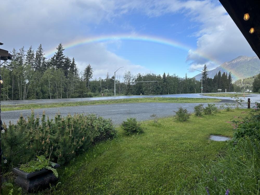 Bird Creek Motel photo 26