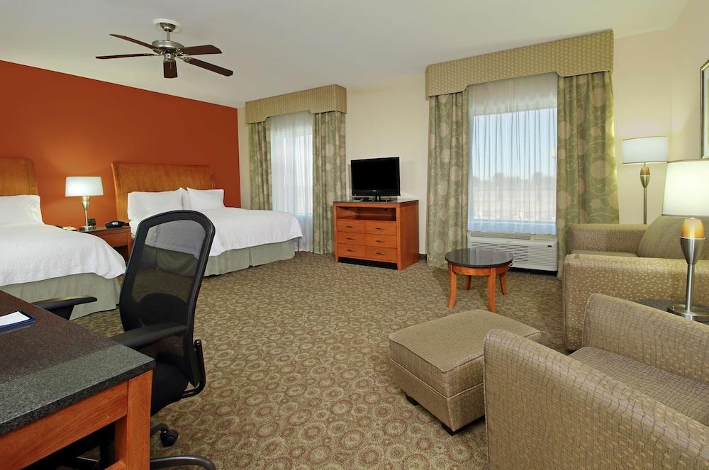 Hampton Inn & Suites Buffalo photo 17