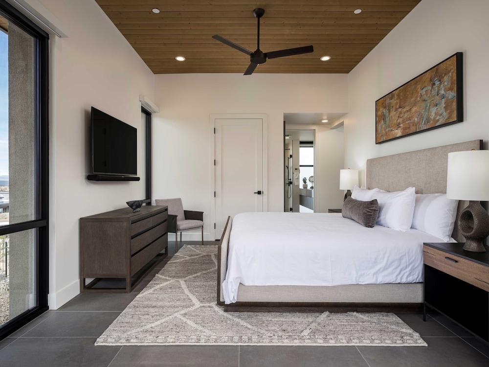 Mountain House Lodge at Sereno Canyon photo 21