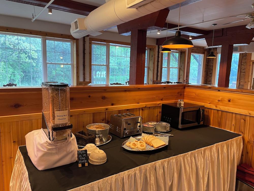 Damascus Old Mill Inn photo 47