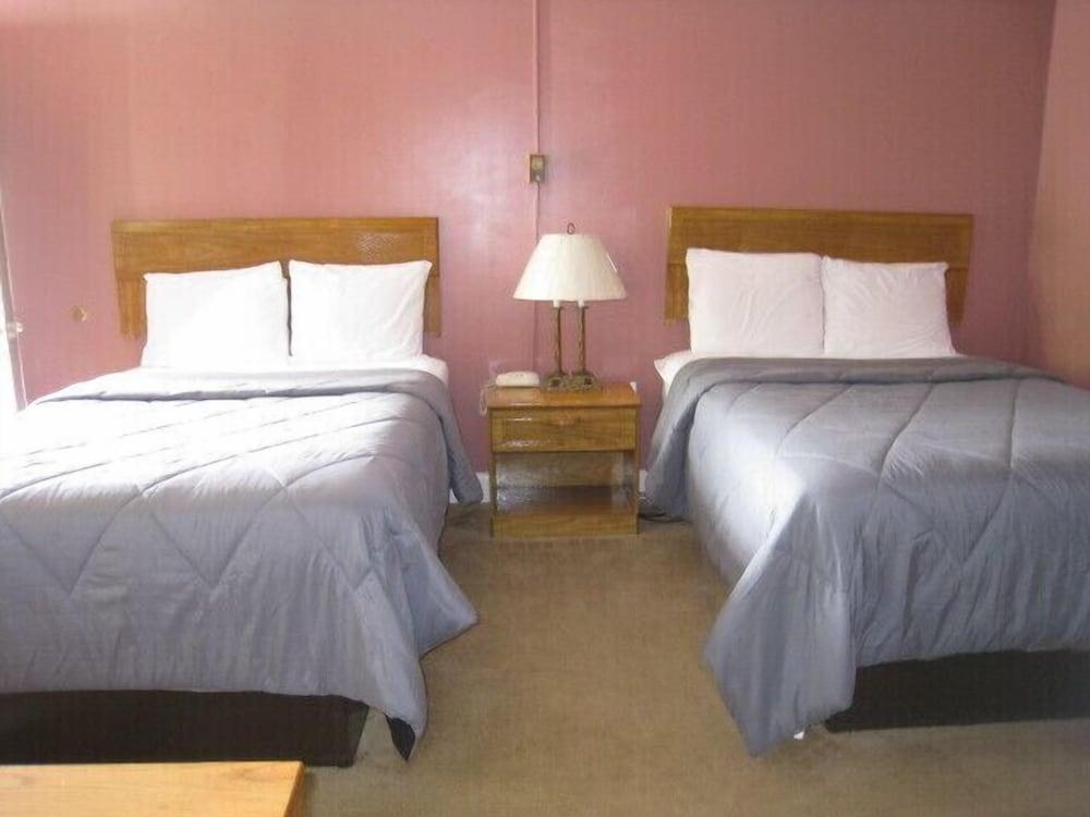 The Rome Motel photo 26