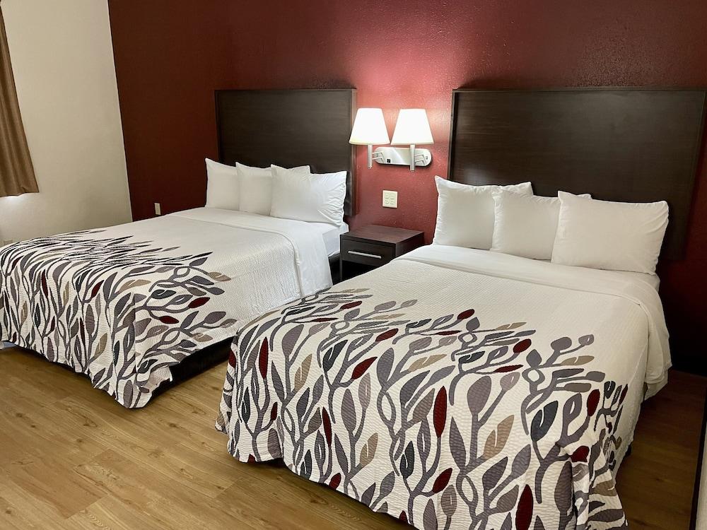 Red Roof Inn Sandusky - Milan photo 7