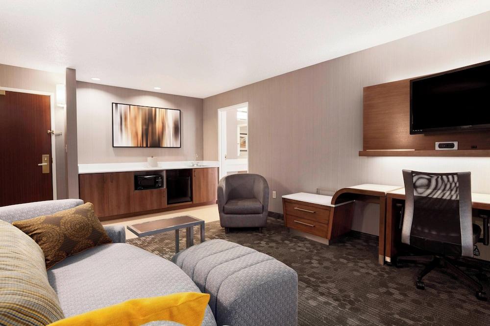 Courtyard by Marriott Layton photo 6