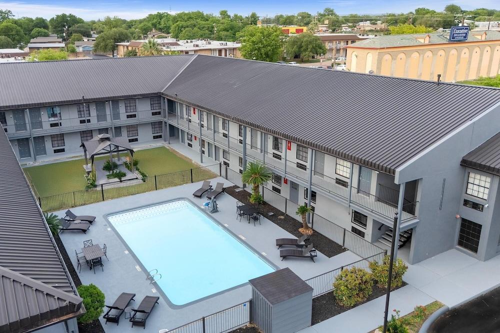 Baymont by Wyndham San Antonio Near Lackland AFB photo 6