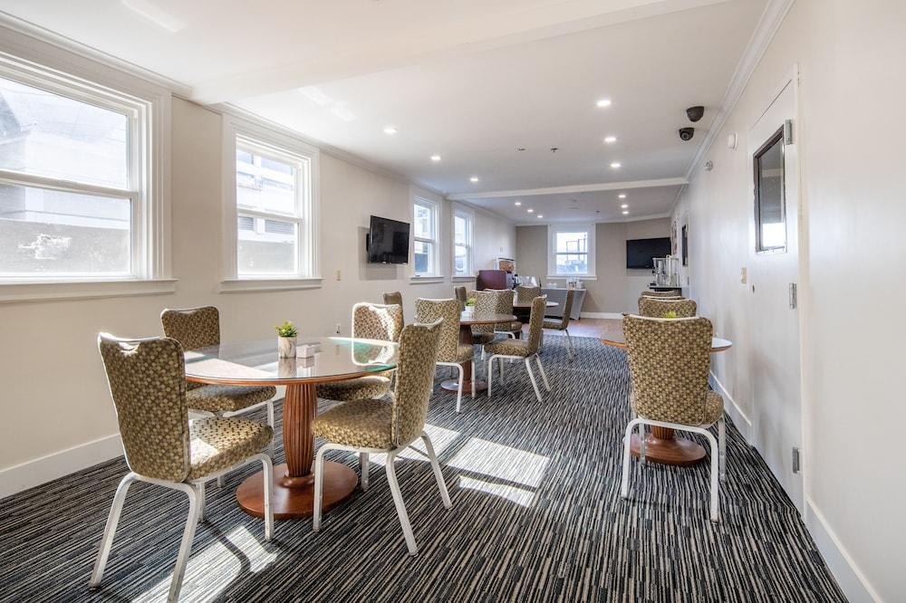 Inn at Market photo 11