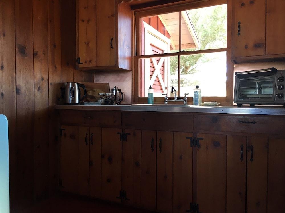 Joshua Tree Ranch House photo 8