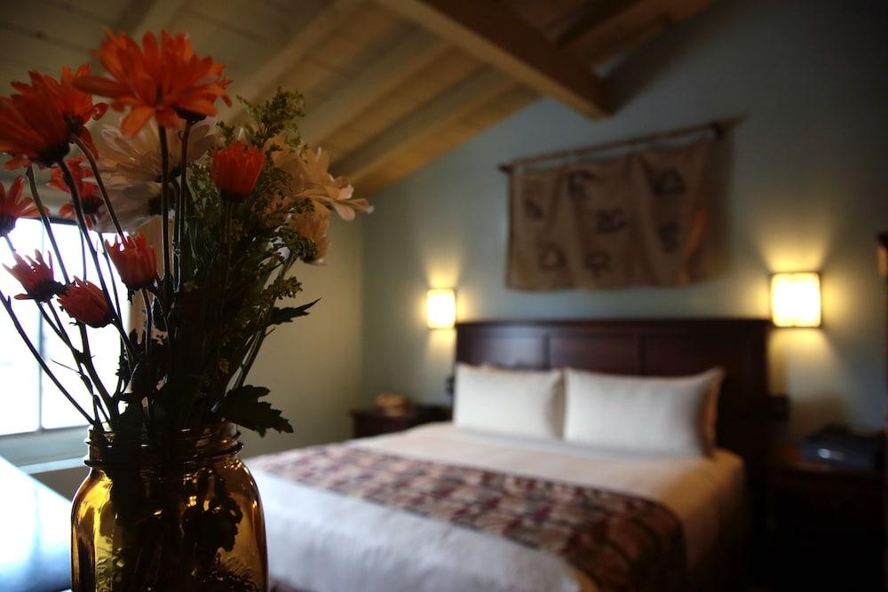 Dude Rancher Lodge photo 9