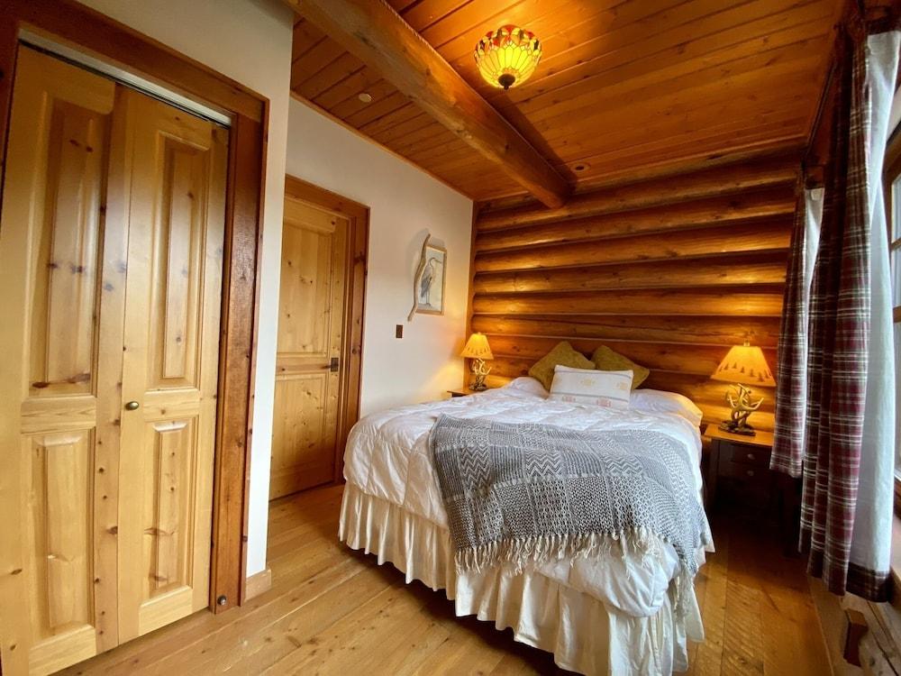 Ampersand Bay Resort photo 13