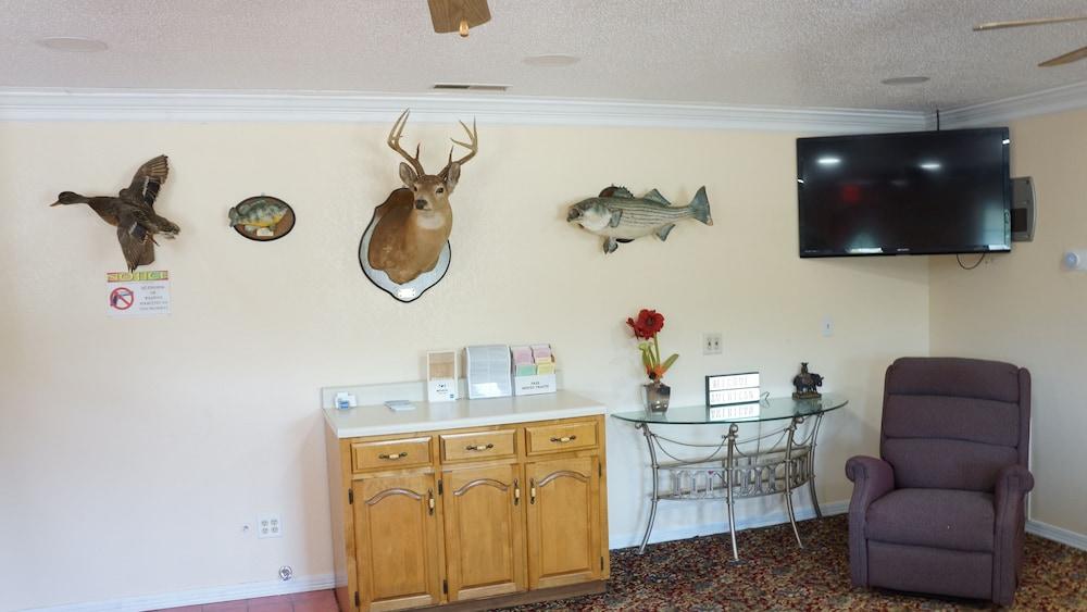 American Inn Motel by Capital O Camden AL photo 3