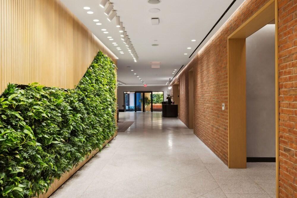 Placemakr Buzzard Point photo 57
