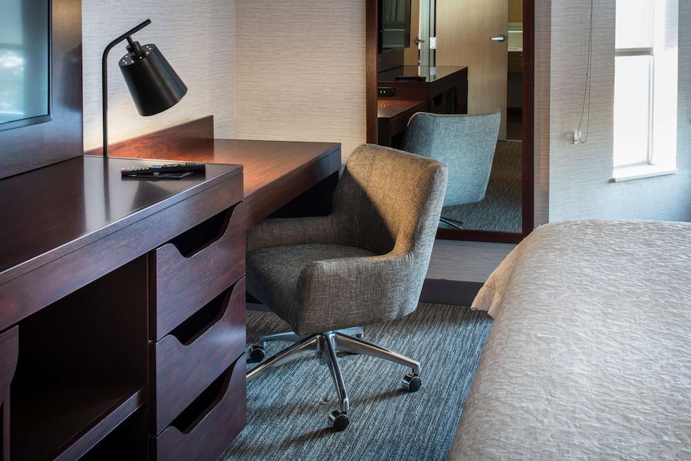 Hampton Inn & Suites Chicago/Lincolnshire photo 23