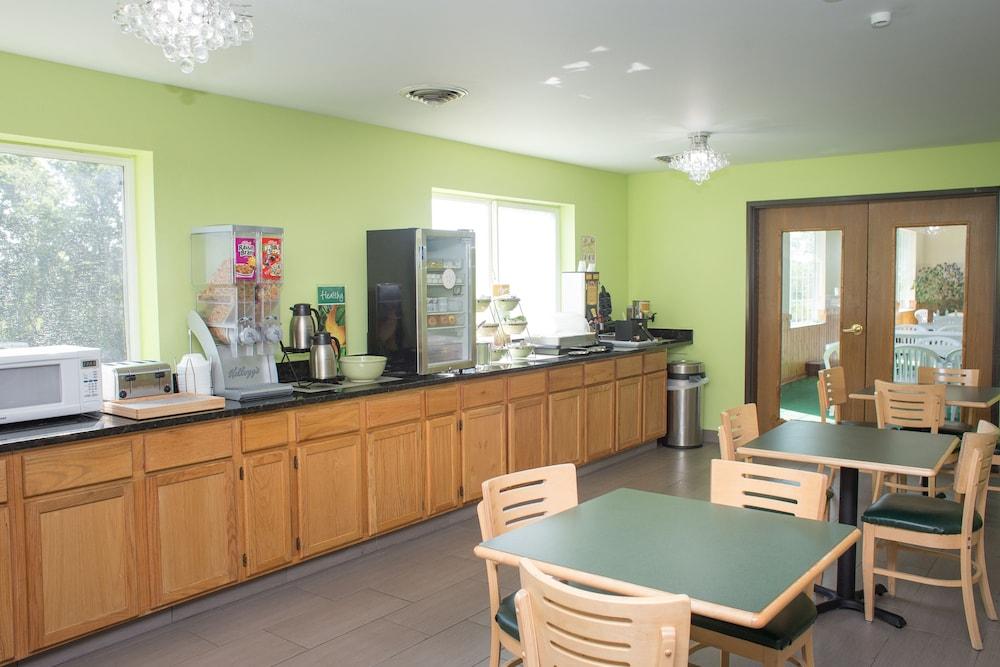 Quality Inn Edgerton photo 37