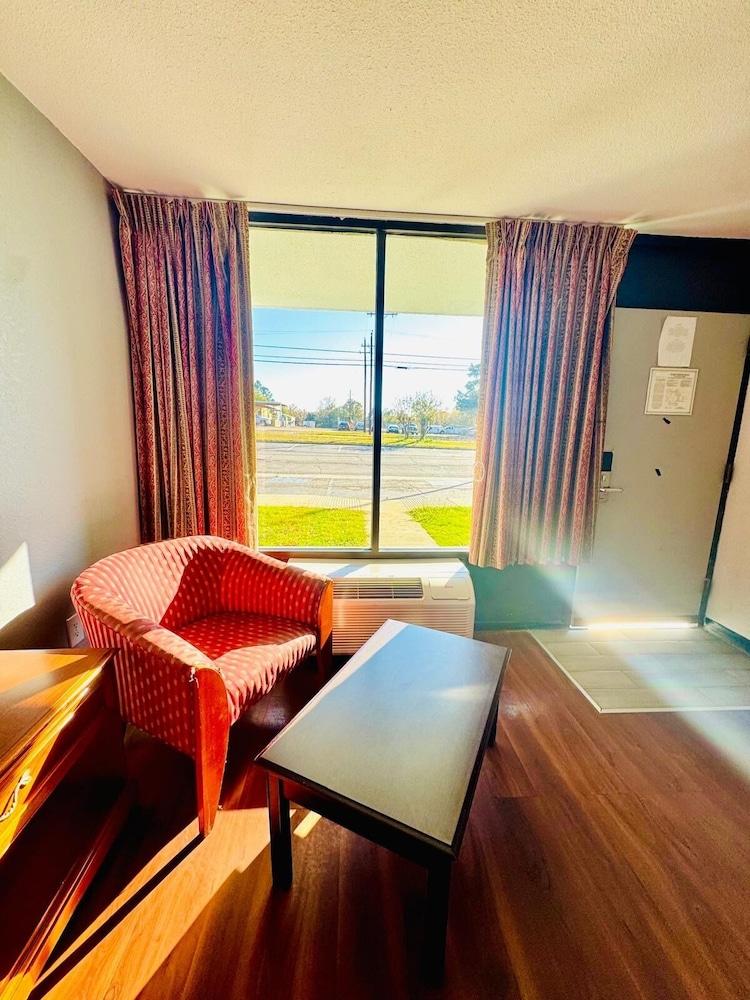 VIP INN AND SUITES photo 21