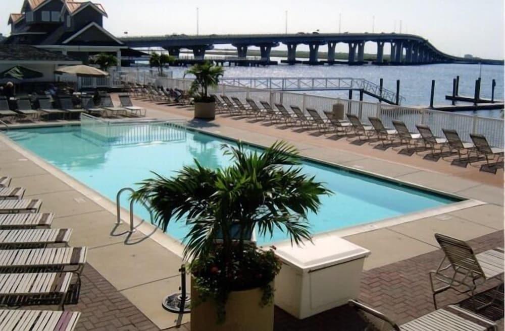 Pier 4 Hotel photo 25